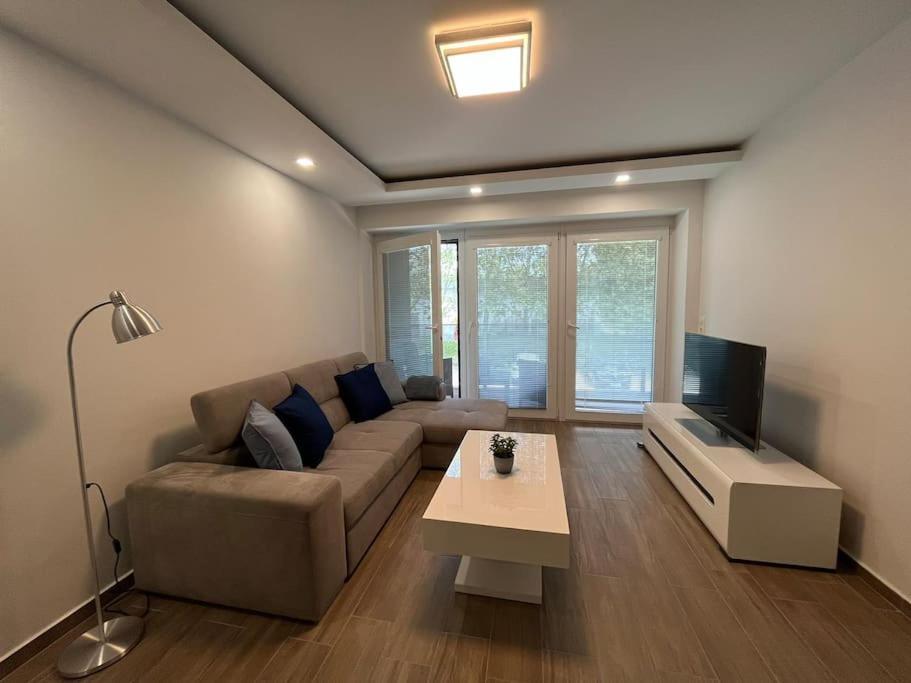Swan Apartman - Keszthely Zewnętrze zdjęcie